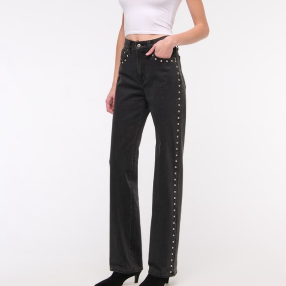 Abercrombie & Fitch Denim - Abercrombie & Fitch High Rise 90s Relaxed Studded Jeans *NWT*